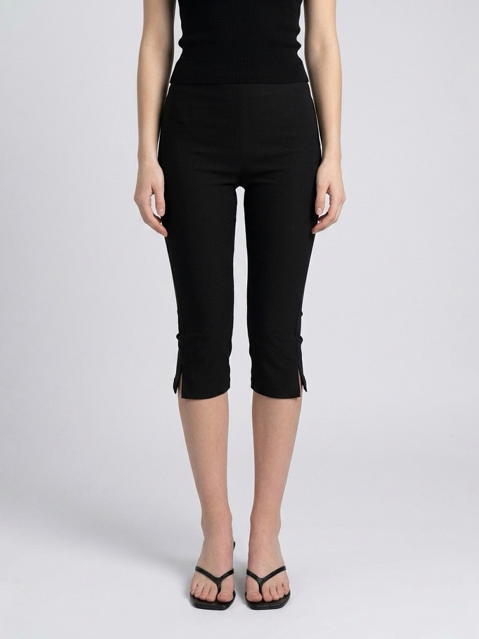 ICON CAPRI PANTS